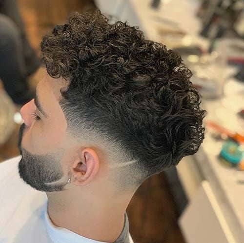 Best Men's Short Haircuts with Curly Hair