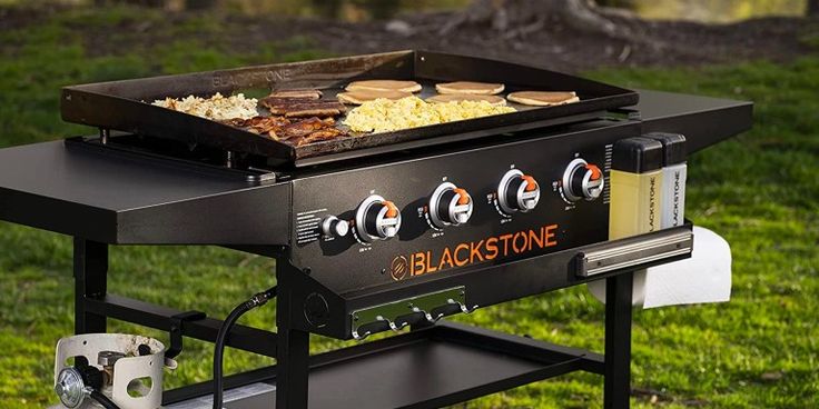 How to Season a Blackstone Griddle (A Grill Coach Guide) 3