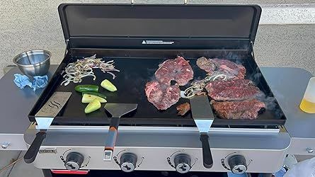 How to Season a Blackstone Griddle (A Grill Coach Guide) 4