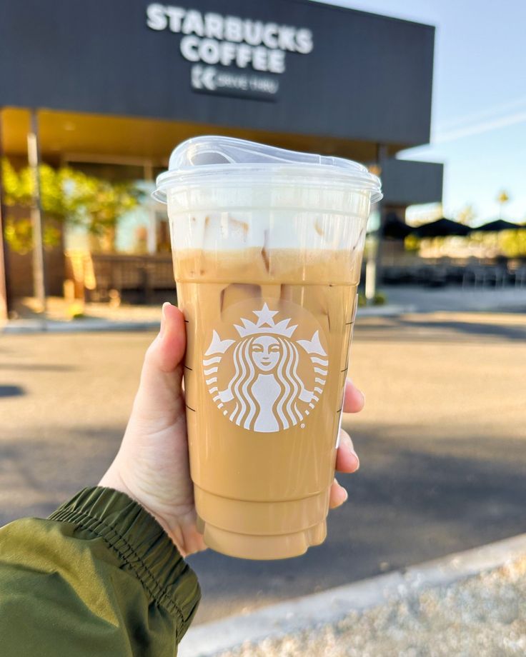 39 Iced Starbucks Drinks Every Coffee Lover Should Try 12