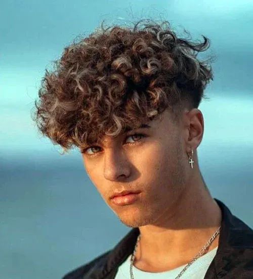 Best Haircut for Curly Hair Boy in 2024 13