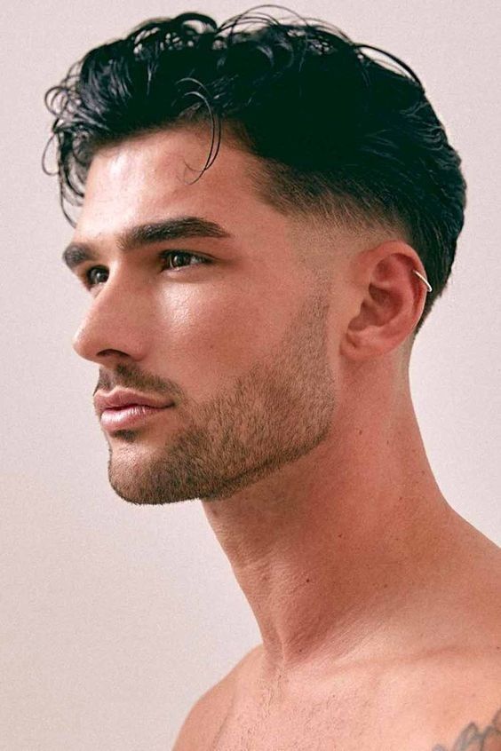 Top 10 Asian Hairstyles for Men: Modern Trends and Classic Looks 7