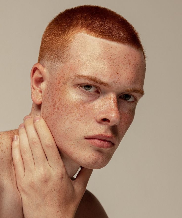 35 Bold Buzz Cut Styles for Men: Stand Out with Confidence! 32