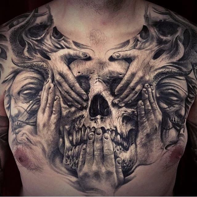 Top 40 Chest Tattoos for Men: Trendy & Bold Designs 25