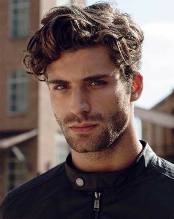 Hairstyles for Men with Square Shape Face 18