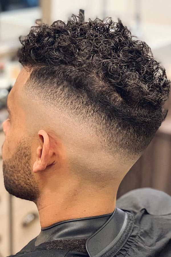 High Fade Haircut for Men: Best Men's Haircuts & 2024 Trends 15