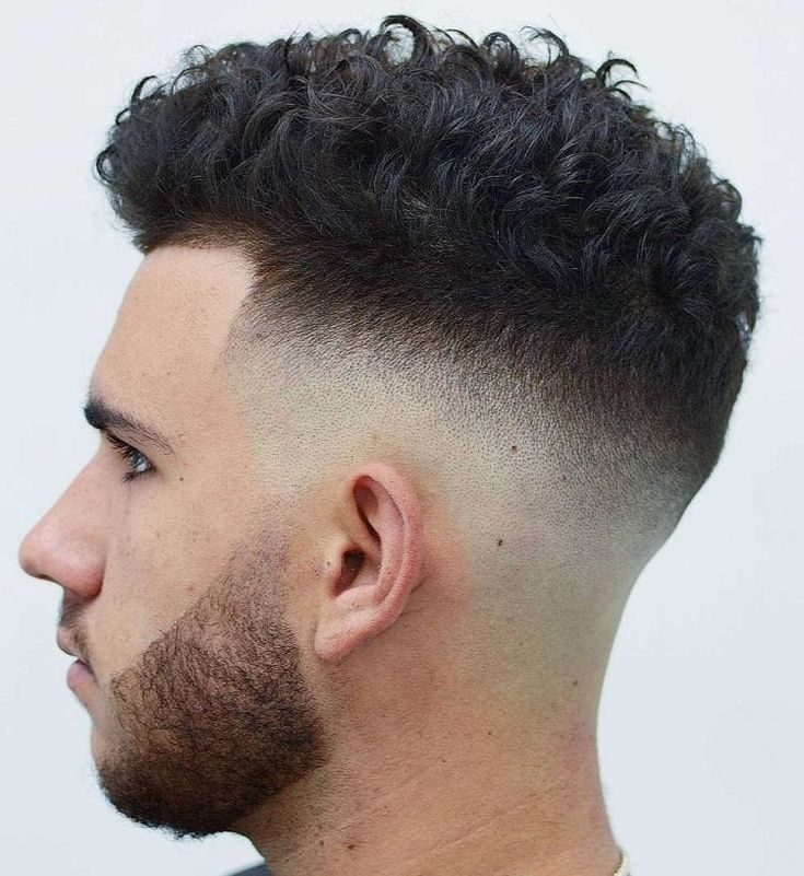 High Fade Haircut for Men: Best Men's Haircuts & 2024 Trends 2