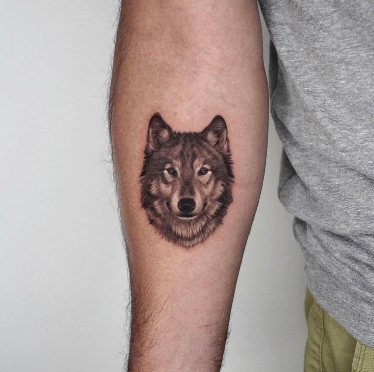 Trending Simple Tattoos for Men – Cool Ideas 2024 16