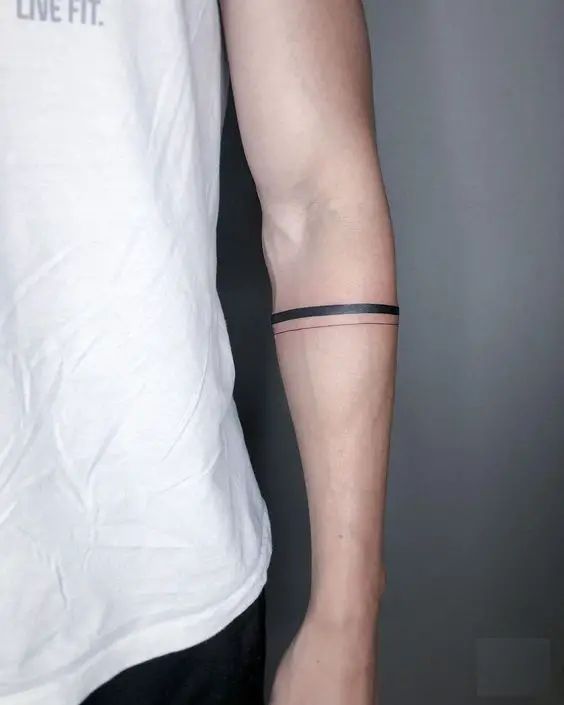 Trending Simple Tattoos for Men – Cool Ideas 2024 2